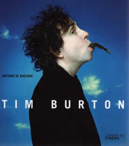 Burton aplica un discruso narrativo a medias entre la realidad y la ficción, para reflejar la existencia de la protagonista