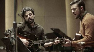 Oscar Isaac y Justin Timberlake, en uno de los mejores momentos de la película