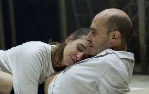 Rinoceronte es una ácida reflexión sobre los totalitarismos y la voluntad/ Photo Credits: CDN y Valentín Álvarez
