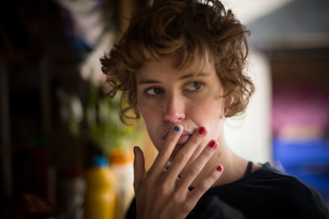 La actriz suiza Carla Juri (en la foto) interpreta a Lucy