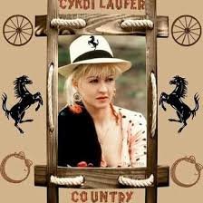 Cyndi Lauper hace suyo cada uno de los doce temas que componen el disco