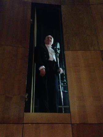 Jeremy Bennett: "Aquí me véis como portavoz de la BBC, en el montaje de "El discurso del rey"l del Birmingham Rep. (2015)/ Foto: Jeremy Bennett